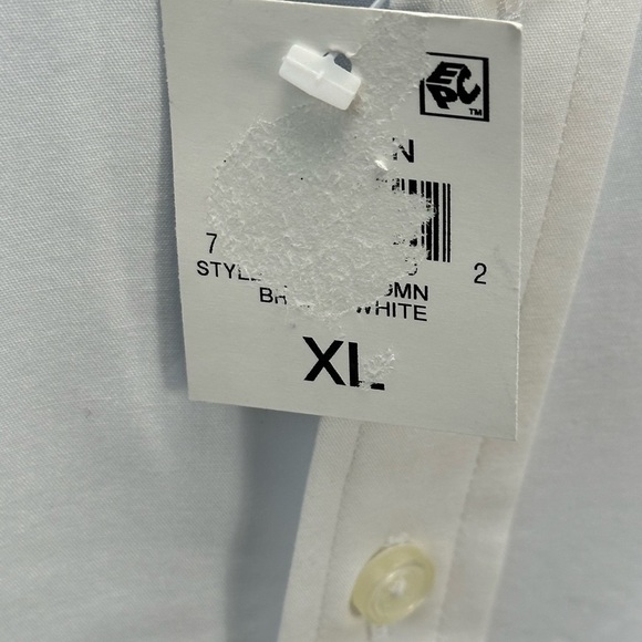 Club Room Long Sleeve Slim Fit Button Down Shirt - White - size XL | 17-17 1/2 - Picture 7 of 8